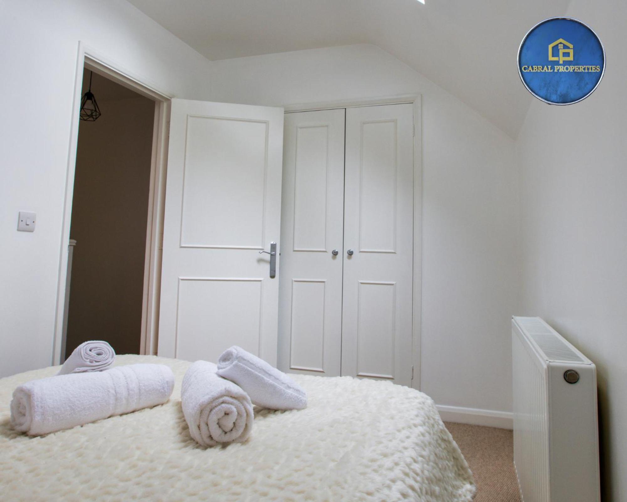2 Bedroom House By Cabral Monthly Special Price Apartment