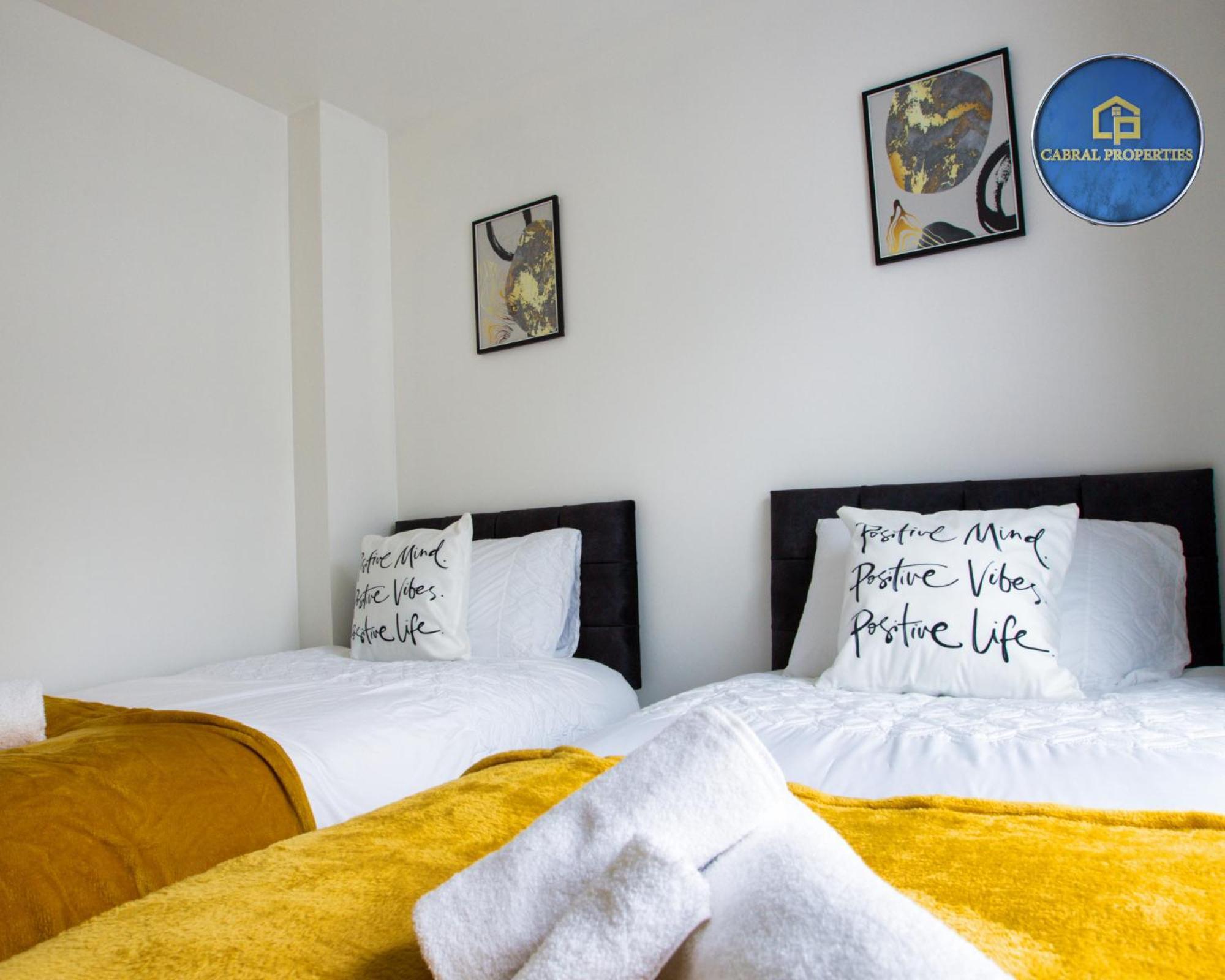 Apartment 2 Bedroom House By Cabral Monthly Special Price *