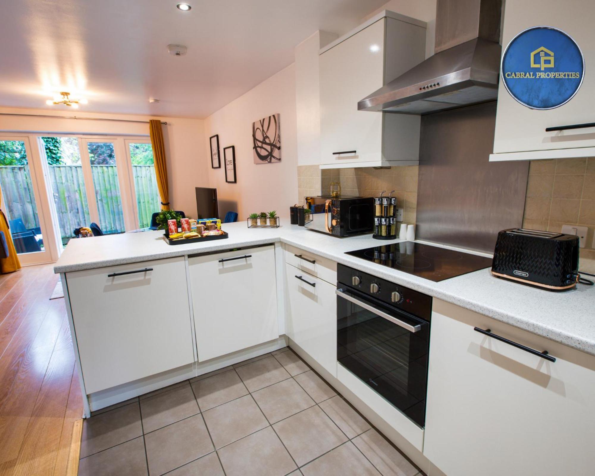 2 Bedroom House By Cabral Monthly Special Price *