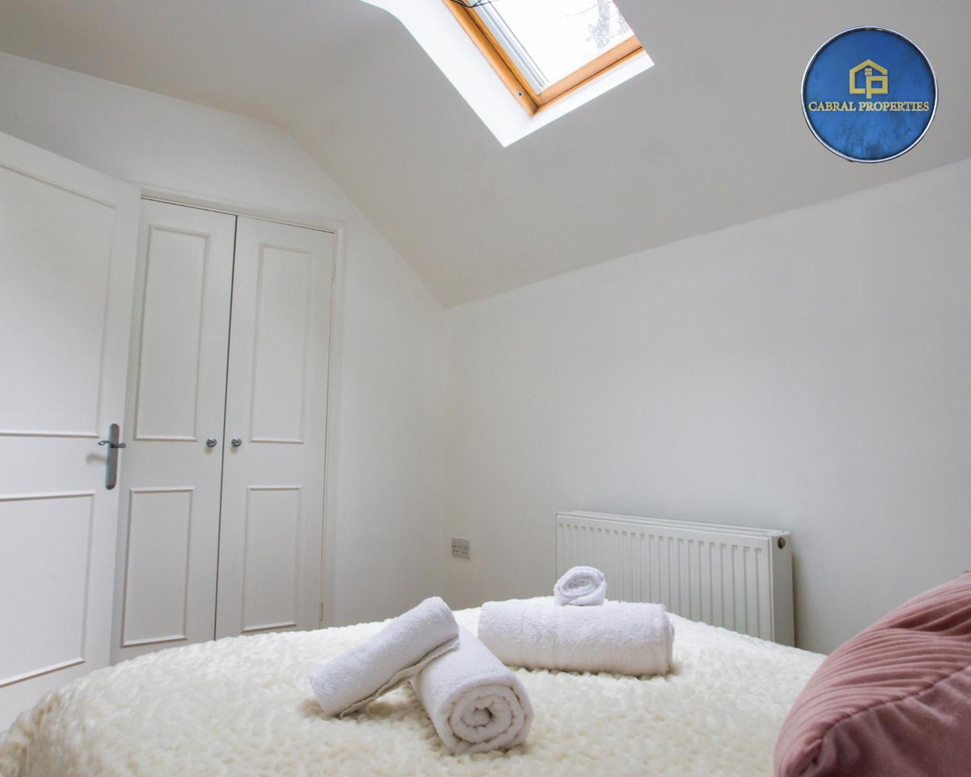 Apartment 2 Bedroom House By Cabral Monthly Special Price *