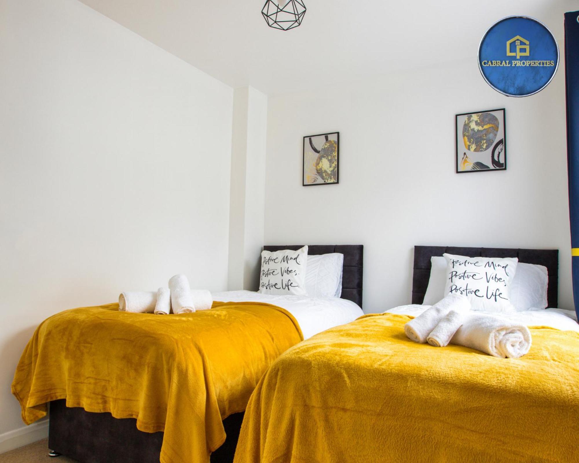 Apartment 2 Bedroom House By Cabral Monthly Special Price *
