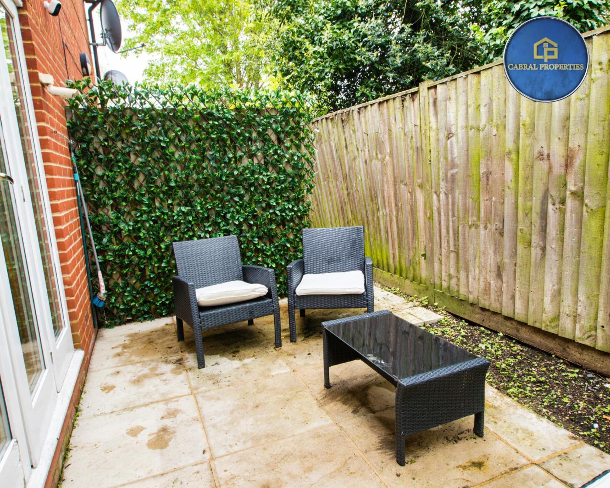 2 Bedroom House By Cabral Monthly Special Price *